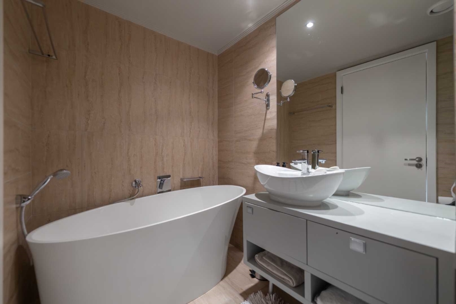 2 Bedroom Property for Sale in Cape Town City Centre Western Cape